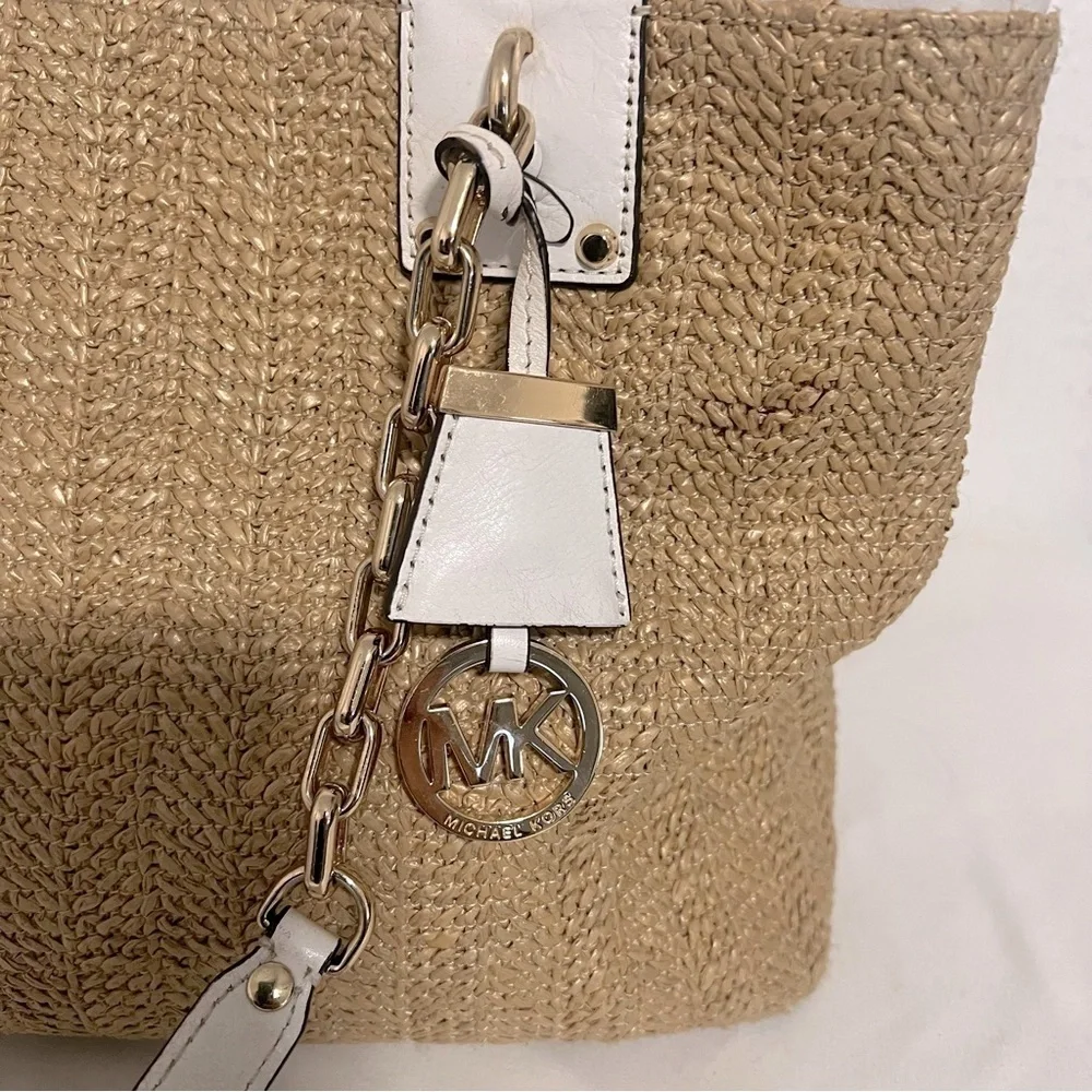 Michael Kors Straw Rosalie Tote EUC Handbag with White Leather Straps and Gold